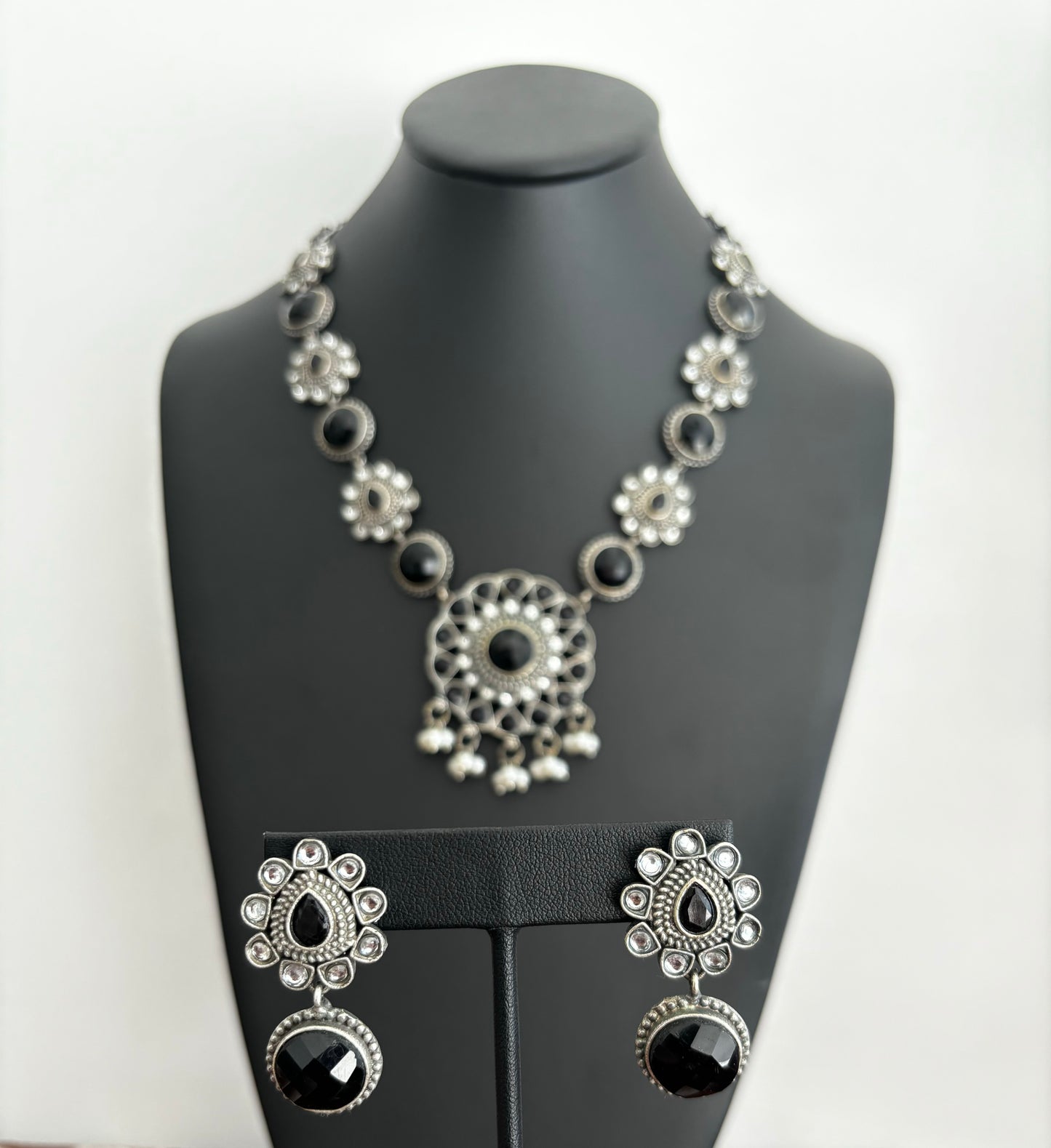 Oxidised stone Necklace with Earrings